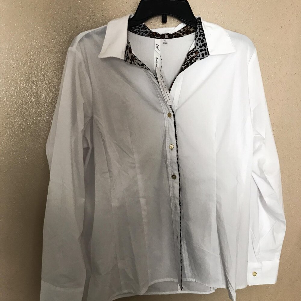 NY Collection White with Animal Print Trim shirt       Size: xl    NEW!